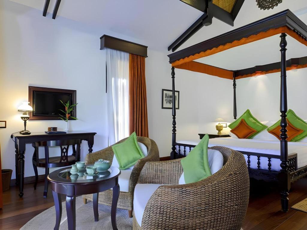 Angkor Village Resort & Spa Siem Reap Exterior photo