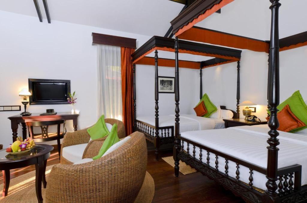 Angkor Village Resort & Spa Siem Reap Exterior photo