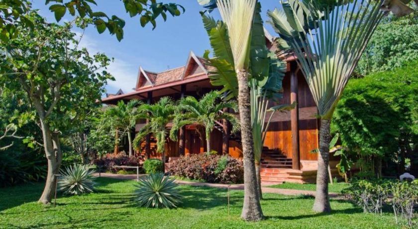 Angkor Village Resort & Spa Siem Reap Exterior photo